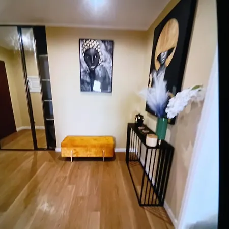 Amorosa Apartament Chafe